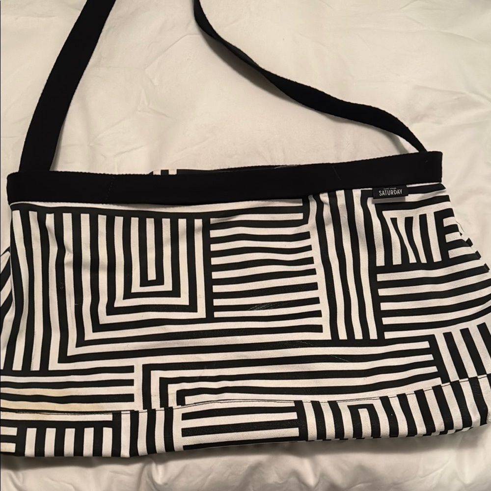 Kate Spade Black and White Geometric Shoulder Bag